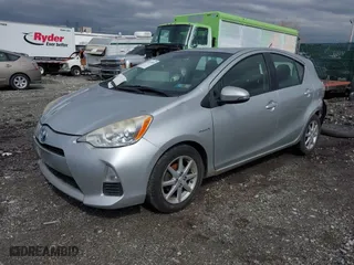 2013 Toyota Prius c One with VIN JTDKDTB35D1528932, listed as a IAAI auction lot 41812469 with NaN miles. Bid and sale history available at carsss.com. Image 16.