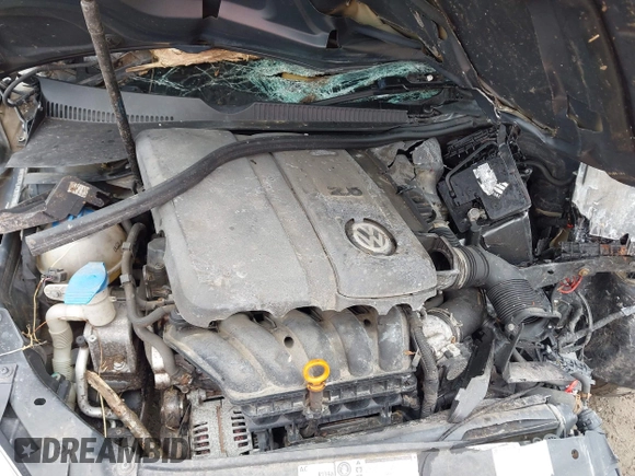 2012 Volkswagen Golf with VIN WVWDB7AJ8CW337836, listed as a IAAI auction lot 41952081 with 166,993 mi miles and . Bid and sale history available at DreamBid. Image 10.