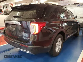 2022 Ford Explorer XLT z VIN 1FMSK8DH2NGA49020, wystawiony jako IAAI lot #42737669 z przebiegiem 113 573 mil mil oraz . Historia ofert i sprzedaży dostępna na DreamBid. Obrazek 19.