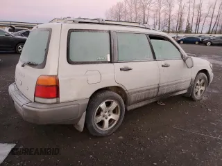1999 Subaru Forester S with VIN JF1SF6555XH703271, listed as a Copart auction lot 84328434 with 208,023 mi miles and Salvage Title. Bid and sale history available at carsss.com. Image 3.
