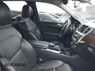 2014 Mercedes-Benz M 350 z VIN 4JGDA5JB0EA313512, wystawiony jako IAAI lot #42177751 z przebiegiem 191 465 mil mil oraz . Historia ofert i sprzedaży dostępna na DreamBid. Obrazek 5.