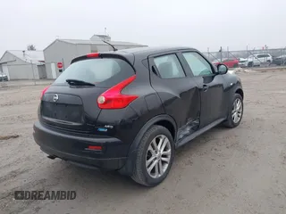 2014 Nissan Juke S with VIN JN8AF5MV0ET361986, listed as a IAAI auction lot 41570086 with 135,534 mi miles. Bid and sale history available at carsss.com. Image 4.