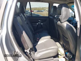 2011 Volvo XC90 I6 with VIN YV4952CZ5B1580676, listed as a IAAI auction lot 41986632 with 260,694 mi miles and . Bid and sale history available at DreamBid. Image 8.