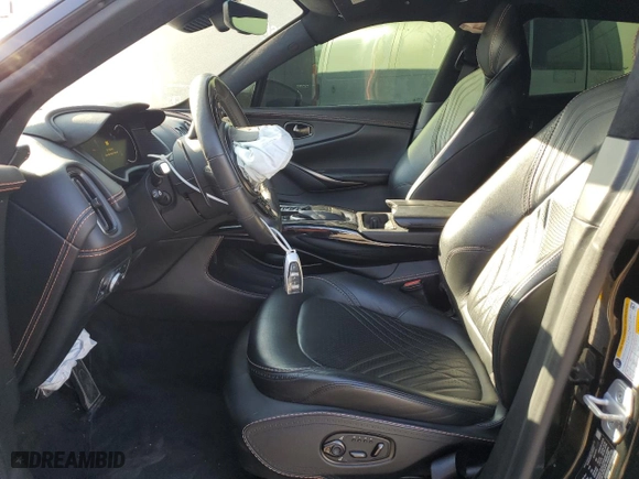 2021 Aston Martin DBX with VIN SCFVUJAWXMTV01292, listed as a Copart auction lot 83824504 with 0 mi miles and Salvage Title. Bid and sale history available at carsss.com. Image 7.