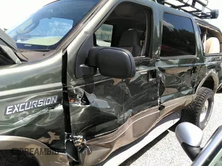 2003 Ford Excursion с VIN 1FMSU45F83EB25140, выставлен на аукционе IAAI как лот 42560461 с пробегом 241 000 миль миль и . История ставок и продаж доступна на DreamBid. Изображение 6.