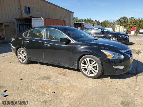 2013 Nissan Altima 3.5 SV with VIN 1N4BL3AP2DC222031, listed as a Copart auction lot 43256295 with 124,811 mi miles and Salvage Title. Bid and sale history available at carsss.com. Image 4.