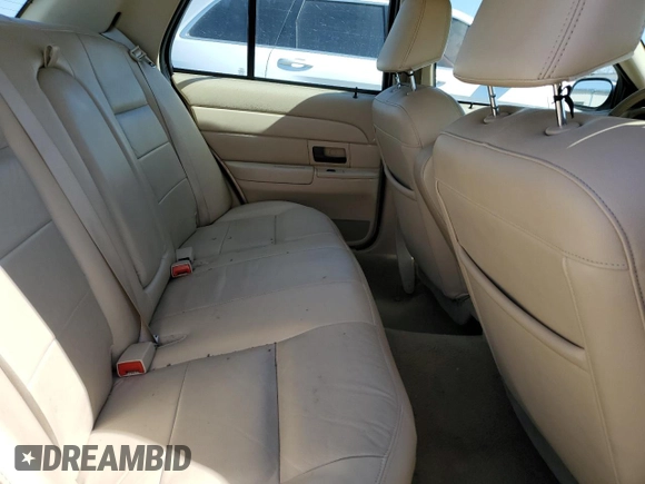 2008 Ford Crown Victoria LX z VIN 2FAFP74V58X127639, wystawiony jako Copart lot #48579124 z przebiegiem 88 258 mil mil oraz Nie do naprawy • Non repairable. Historia ofert i sprzedaży dostępna na DreamBid. Obrazek 10.