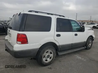 2006 Ford Expedition XLS with VIN 1FMPU13576LA09989, listed as a Copart auction lot 71242804 with 121,032 mi miles and Salvage Title. Bid and sale history available at carsss.com. Image 3.
