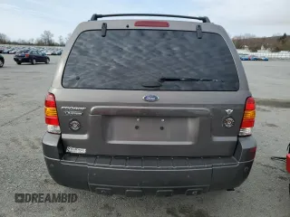 2006 Ford Escape Limited z VIN 1FMCU94146KA45217, wystawiony jako Copart lot #48542835 z przebiegiem 184 839 mil mil oraz Szkoda całkowita • Salvage title. Historia ofert i sprzedaży dostępna na DreamBid. Obrazek 6.