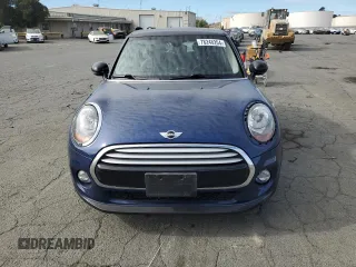 2015 MINI Hardtop 4 Door z VIN WMWXS5C5XFT831166, wystawiony jako Copart lot #78248204 z przebiegiem 69 459 mil mil oraz Szkoda całkowita • Salvage title. Historia ofert i sprzedaży dostępna na DreamBid. Obrazek 5.