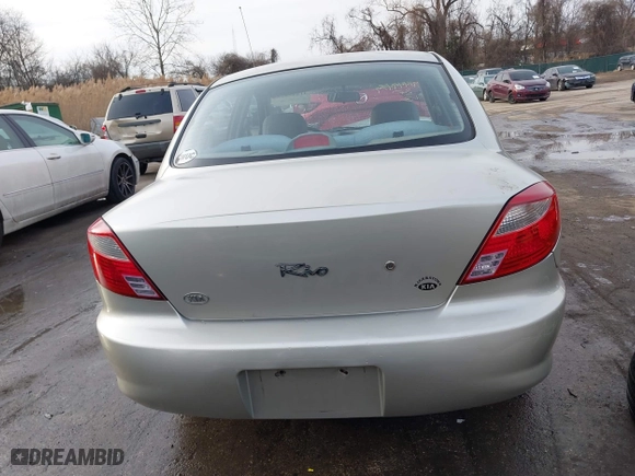 2001 Kia Rio with VIN KNADC123716042067, listed as a IAAI auction lot 41449479 with 113,108 mi miles. Bid and sale history available at carsss.com. Image 16.