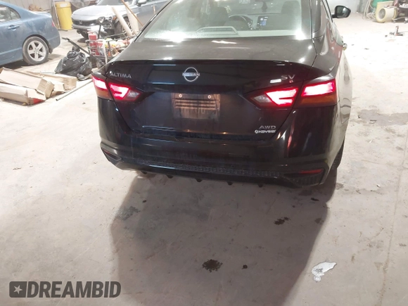 2023 Nissan Altima SV z VIN 1N4BL4DW6PN315393, wystawiony jako IAAI lot #41316755 z przebiegiem 52 939 mil mil oraz . Historia ofert i sprzedaży dostępna na DreamBid. Obrazek 16.