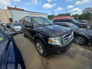 2013 Ford Expedition XLT z VIN 1FMJU1J51DEF17840, wystawiony jako Copart lot #59275185 z przebiegiem 128 479 mil mil oraz Czysty tytuł • Clean title. Historia ofert i sprzedaży dostępna na DreamBid. Obrazek 1.