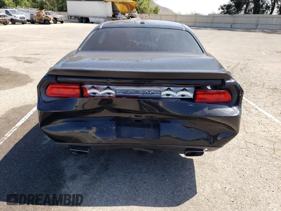 2011 Dodge Challenger z VIN 2B3CJ4DGXBH604602, wystawiony jako Copart lot #60917935 z przebiegiem Nie podano mil oraz Szkoda całkowita • Salvage title. Historia ofert i sprzedaży dostępna na DreamBid. Obrazek 6.
