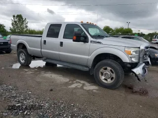 2013 Ford F-350 Platinum with VIN 1FT8W3BT6DEB44526, listed as a Copart auction lot 57637535 with 195,662 mi miles and Salvage title. Bid and sale history available at DreamBid. Image 4.