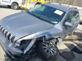 2016 Jeep Cherokee Limited with VIN 1C4PJMDB1GW175184, listed as a IAAI auction lot 41783596 with 171,673 mi miles and . Bid and sale history available at DreamBid. Image 17.