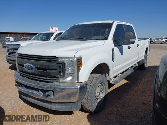 2019 Ford F-250 XL с VIN 1FT7W2B63KEG78824, выставлен на аукционе IAAI как лот 42119771 с пробегом 210 838 миль миль и . История ставок и продаж доступна на DreamBid. Изображение 2.
