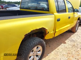 2004 Dodge Dakota Sport z VIN 1D7HG38N14S752273, wystawiony jako IAAI lot #42311042 z przebiegiem 157 402 mil mil oraz . Historia ofert i sprzedaży dostępna na DreamBid. Obrazek 13.