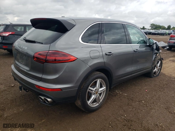 2018 Porsche Cayenne S with VIN WP1AB2A2XJLA60196, listed as a Copart auction lot 65224404 with 17,806 mi miles and Salvage Title. Bid and sale history available at carsss.com. Image 3.