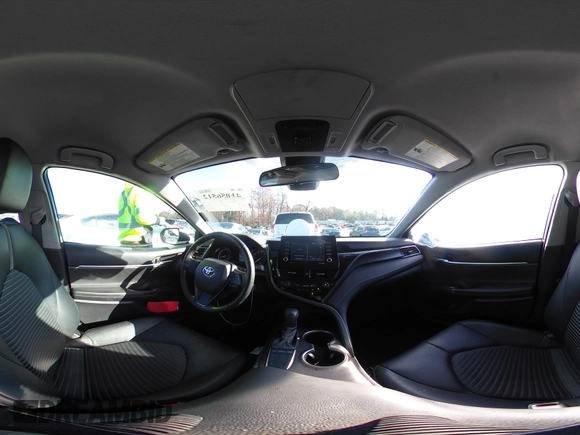 2023 Toyota Camry SE z VIN 4T1G11AK0PU809322, wystawiony jako IAAI lot #41056512 z przebiegiem 33 159 mil mil oraz . Historia ofert i sprzedaży dostępna na DreamBid. Obrazek 18.
