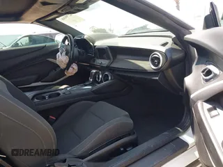 2019 Chevrolet Camaro 1LT with VIN 1G1FB3DX9K0140041, listed as a IAAI auction lot 42799146 with 140,681 mi miles and . Bid and sale history available at DreamBid. Image 5.