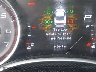 2015 Dodge Charger RT with VIN 2C3CDXCT8FH735687, listed as a IAAI auction lot 41568139 with 149,047 mi miles. Bid and sale history available at carsss.com. Image 16.