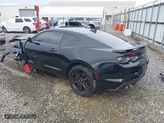 2022 Chevrolet Camaro 1SS with VIN 1G1FF1R75N0116485, listed as a IAAI auction lot 41920161 with 33,440 mi miles. Bid and sale history available at carsss.com. Image 3.