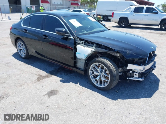 2025 BMW 3 Series 330i with VIN 3MW69CW08S8F16752, listed as a IAAI auction lot 42023109 with 3,031 mi miles and . Bid and sale history available at DreamBid. Image 1.