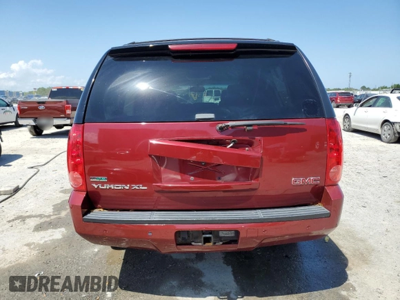 2010 GMC Yukon XL z VIN 1GKUKKE38AR271139, wystawiony jako Copart lot #51076945 z przebiegiem 206 046 mil mil oraz Szkoda całkowita • Salvage title. Historia ofert i sprzedaży dostępna na DreamBid. Obrazek 6.