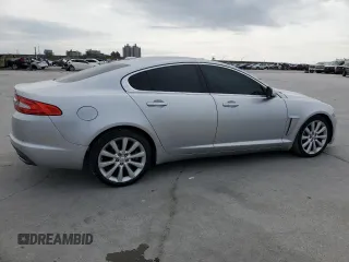 2012 Jaguar XF z VIN SAJWA0FB3CLS51714, wystawiony jako Copart lot #44529555 z przebiegiem Nie podano mil oraz Czysty tytuł • Clean title. Historia ofert i sprzedaży dostępna na DreamBid. Obrazek 3.
