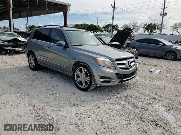 2015 Mercedes-Benz GLK with VIN WDCGG5HB0FG432823, listed as a Copart auction lot 62847674 with 72,939 mi miles and Salvage Title. Bid and sale history available at carsss.com. Image 12.