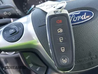 2015 Ford Escape Titanium с VIN 1FMCU9J93FUA72603, выставлен на аукционе IAAI как лот 41631058 с пробегом 138 687 миль миль и . История ставок и продаж доступна на DreamBid. Изображение 11.