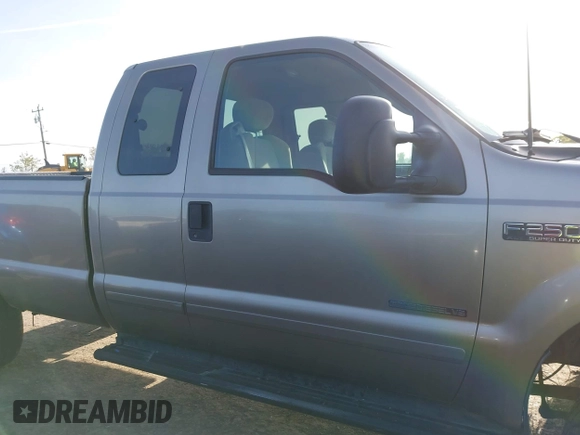 2003 Ford F-250 XL с VIN 1FTNX21F53EA44163, выставлен на аукционе IAAI как лот 41989527 с пробегом 233 059 миль миль и . История ставок и продаж доступна на DreamBid. Изображение 13.