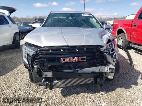 2022 GMC Terrain SLE with VIN 3GKALMEVXNL128557, listed as a Copart auction lot 47608065 with 43,595 mi miles and Salvage title. Bid and sale history available at DreamBid. Image 5.