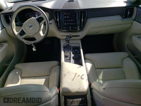 2018 Volvo XC60 Inscription with VIN LYVA22RL9JB082998, listed as a Copart auction lot 74471124 with 73,606 mi miles and Salvage Title. Bid and sale history available at DreamBid. Image 8.