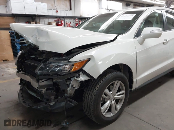 2014 Acura RDX Technology with VIN 5J8TB3H55EL016923, listed as a IAAI auction lot 42474670 with 40,896 mi miles and . Bid and sale history available at DreamBid. Image 6.