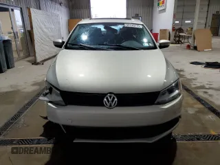 2011 Volkswagen Jetta Sedan SE w/Convenience & Sunroof PZEV with VIN 3VWDZ7AJ1BM363105, listed as a Copart auction lot 52746715 with 189,676 mi miles and Salvage Title. Bid and sale history available at carsss.com. Image 5.