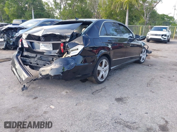 2010 Mercedes-Benz E 350 Luxury with VIN WDDHF5GB4AA112209, listed as a IAAI auction lot 41942951 with 138,011 mi miles and . Bid and sale history available at carsss.com. Image 4.