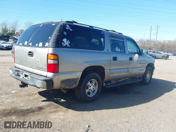 2000 Chevrolet Suburban LT with VIN 3GNFK16T8YG107680, listed as a IAAI auction lot 41883345 with 217,659 mi miles. Bid and sale history available at carsss.com. Image 4.