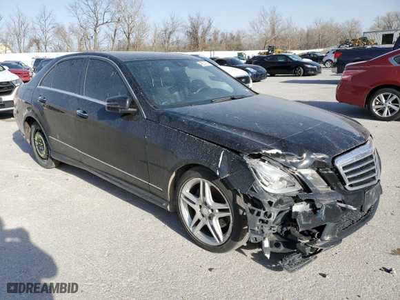 2013 Mercedes-Benz E-Class E 350 Luxury with VIN WDDHF8JB3DA737070, listed as a Copart auction lot 49237955 with 164,646 mi miles and Salvage Title. Bid and sale history available at carsss.com. Image 4.