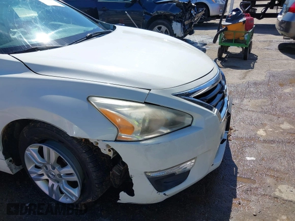 2014 Nissan Altima SV with VIN 1N4AL3AP1EN349712, listed as a IAAI auction lot 41826856 with 149,101 mi miles and . Bid and sale history available at carsss.com. Image 18.