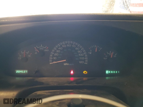 2001 Dodge Passenger z VIN 2B5WB35Z61K540295, wystawiony jako Copart lot #73570834 z przebiegiem 204 537 mil mil oraz Szkody całkowita. Historia ofert i sprzedaży dostępna na DreamBid. Obrazek 9.