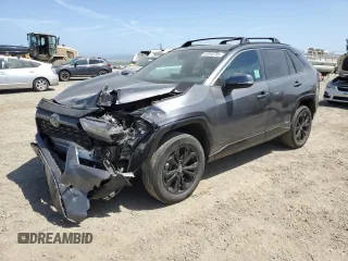 2022 Toyota RAV4 Hybrid SE z VIN 4T3T6RFV1NU068605, wystawiony jako Copart lot #53846785 z przebiegiem 51 627 mil mil oraz Szkoda całkowita • Salvage title. Historia ofert i sprzedaży dostępna na DreamBid. Obrazek 1.