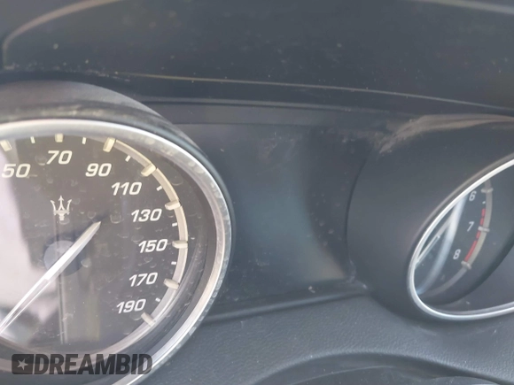 2019 Maserati Levante z VIN ZN661XUA6KX308351, wystawiony jako IAAI lot #41273822 z przebiegiem Nie podano mil oraz . Historia ofert i sprzedaży dostępna na DreamBid. Obrazek 7.