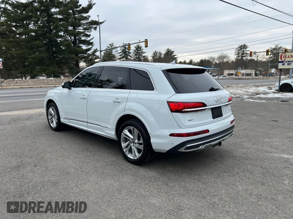 2021 Audi Q7 Premium with VIN WA1AJAF78MD025412, listed as a Copart auction lot 48007545 with 86,429 mi miles and Clean Title. Bid and sale history available at carsss.com. Image 3.
