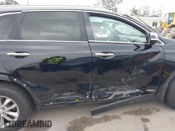 2016 Kia Sorento LX with VIN 5XYPGDA39GG153135, listed as a IAAI auction lot 41903352 with 144,557 mi miles. Bid and sale history available at carsss.com. Image 6.
