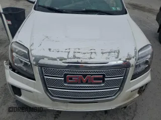 2016 GMC Terrain Denali z VIN 2GKFLRE32G6146804, wystawiony jako Copart lot #52802405 z przebiegiem Nie podano mil oraz Szkoda całkowita • Salvage title. Historia ofert i sprzedaży dostępna na DreamBid. Obrazek 12.
