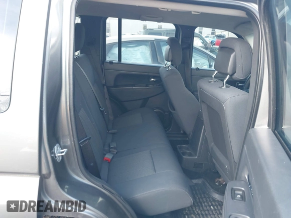 2012 Jeep Liberty Sport with VIN 1C4PJMAK1CW198611, listed as a IAAI auction lot 42187221 with 118,623 mi miles. Bid and sale history available at carsss.com. Image 8.