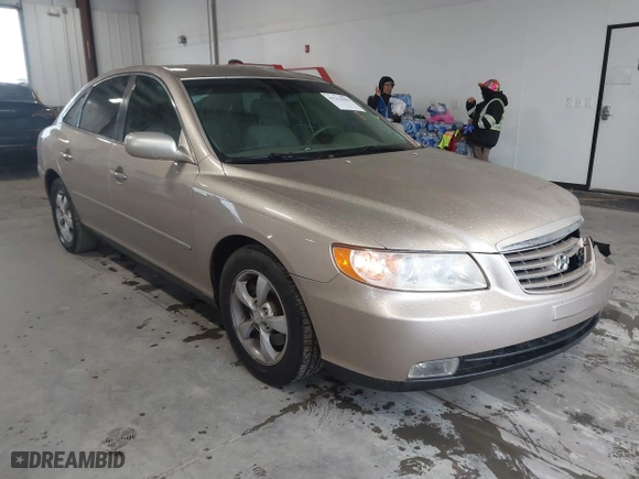 2007 Hyundai Azera GLS with VIN KMHFC46D07A201772, listed as a IAAI auction lot 41212596 with 314,234 mi miles. Bid and sale history available at carsss.com. Image 1.