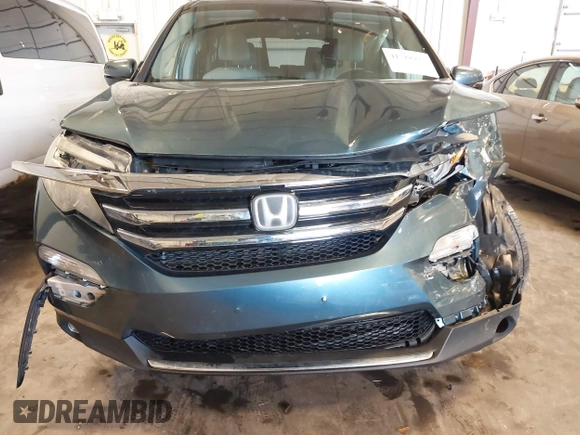 2016 Honda Pilot Elite with VIN 5FNYF6H09GB085621, listed as a IAAI auction lot 41788911 with 137,199 mi miles. Bid and sale history available at carsss.com. Image 6.